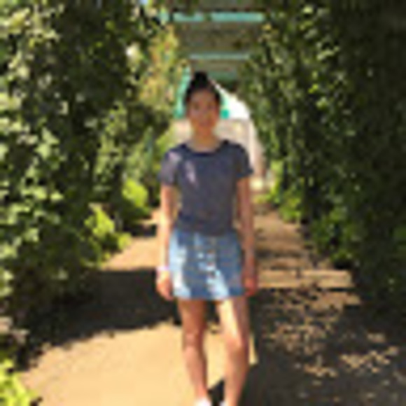 Meet your Posher, Veronica - Picture 1 of 1